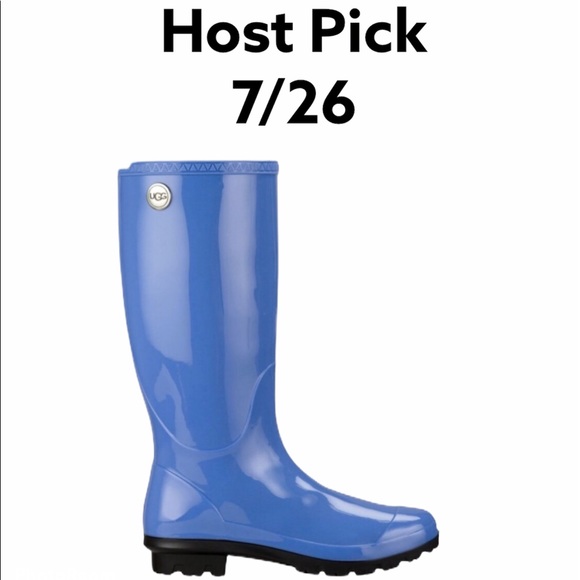 ๐Beautiful Blue UGG๐ - Picture 2 of 5